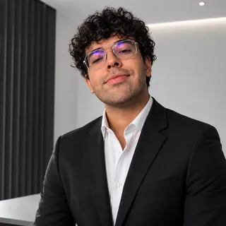 Nicolás Gutiérrez, Programador y Fundador de LUMORA